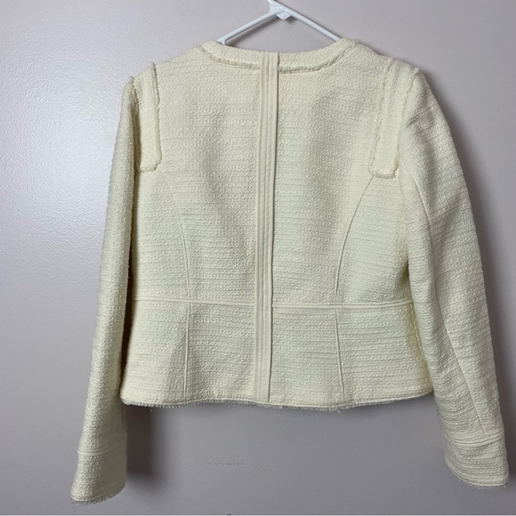 White House Black Market Blazer – Cream, Fringed Hem, Snap Closure – Size 10 - Picture 4 of 9